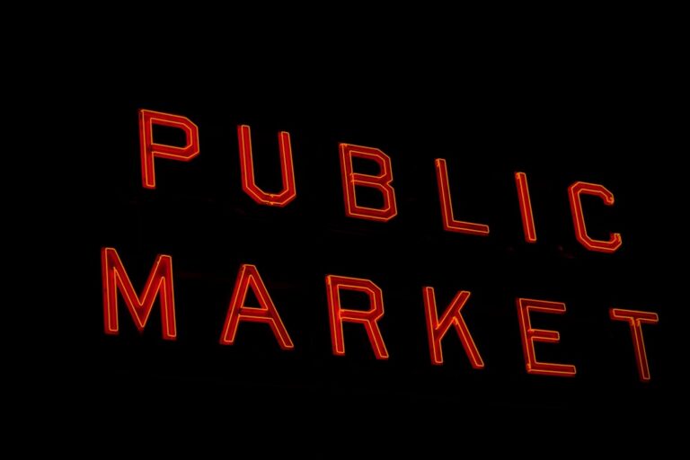 Photo startup market
